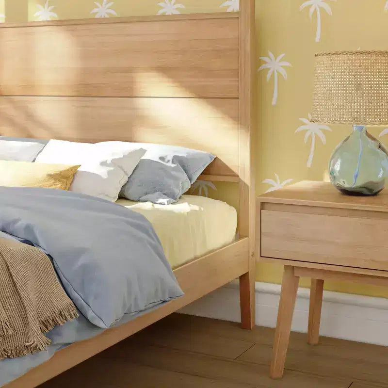 Haven Canopy Bed with Square Post and Wood Headboard (Full)